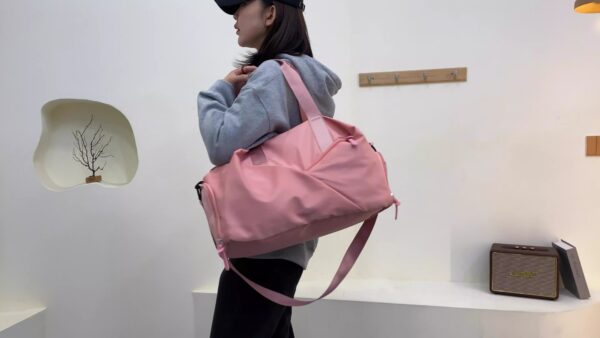 New High Capacity Travel Bag with Wet and Dry Separation Fitness Bag Swimming Bag One Shoulder Diagonal Straddle Bag - Image 14