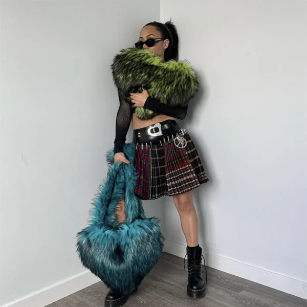 Faux Fur Shoulder Bag Heart Shaped Fluffy Plush Crossbody Bags for Women Oversized Tote Bags Lady Shopper Vintage Gothic Bags - Image 4