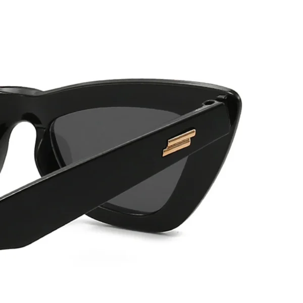 Women's retro square glasses with sunglasses - Image 4