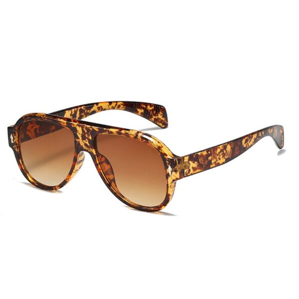 Retro Punk Men Pilot Sunglasses Fashion Rivets Decoration Gradient Eyewear Shades UV400 Women Trending Purple Sun Glasses - Image 13