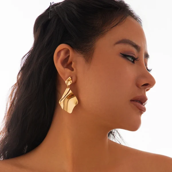 Ingemark Vintage Irregular Pleated Metal Drop Earring for Women Fashion Statement Goth Gold Color Piercing Earrings Jewelry Gift - Image 3