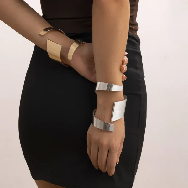 Ingemark Exaggerated Folding Surround Circle Open Cuff Bangles for Women Unique Gold Color Arm Bracelet Male Grunge Jewelry Gift - Image 2