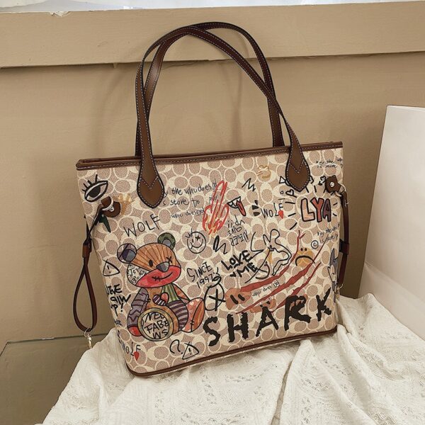 Cartoon bear soft leather graffiti printing tote bag new handbag large capacity shoulder bag - Image 4