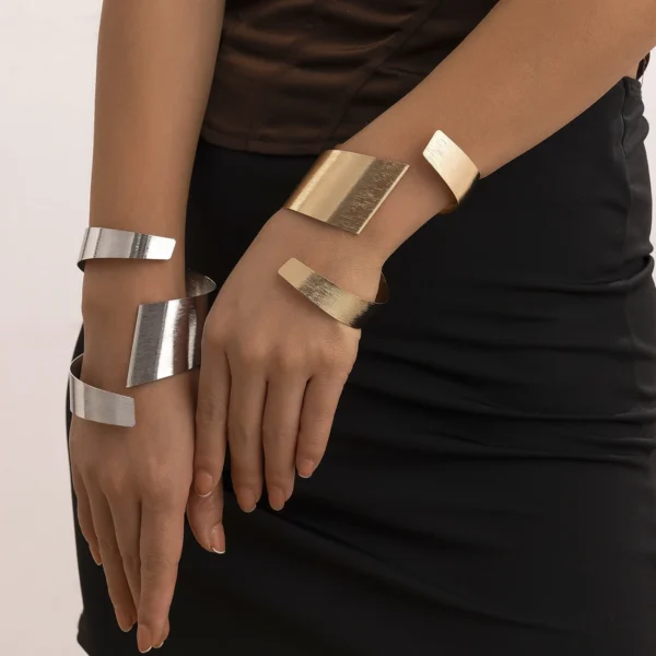Ingemark Exaggerated Folding Surround Circle Open Cuff Bangles for Women Unique Gold Color Arm Bracelet Male Grunge Jewelry Gift - Image 3