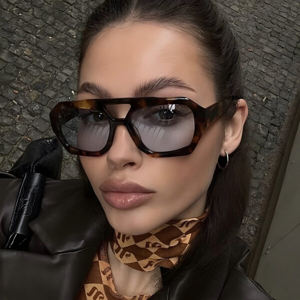 Double beam irregular sunglasses, new European and American Instagram influencers, same fashionable sunglasses, sunglasses - Image 2