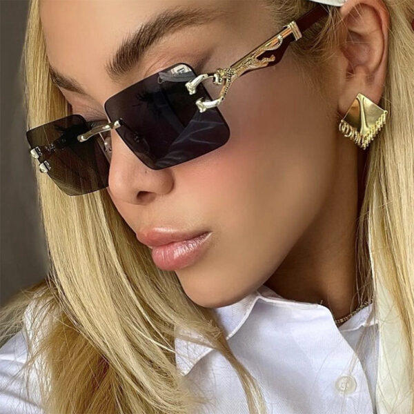 Wooden frameless square UV resistant high-end sunglasses, internet famous Instagram leopard slimming sunglasses