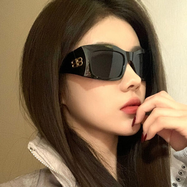 Box letter B sunglasses, personality, spicy girl, internet celebrity temperament, slimming, UV resistant sunglasses - Image 3