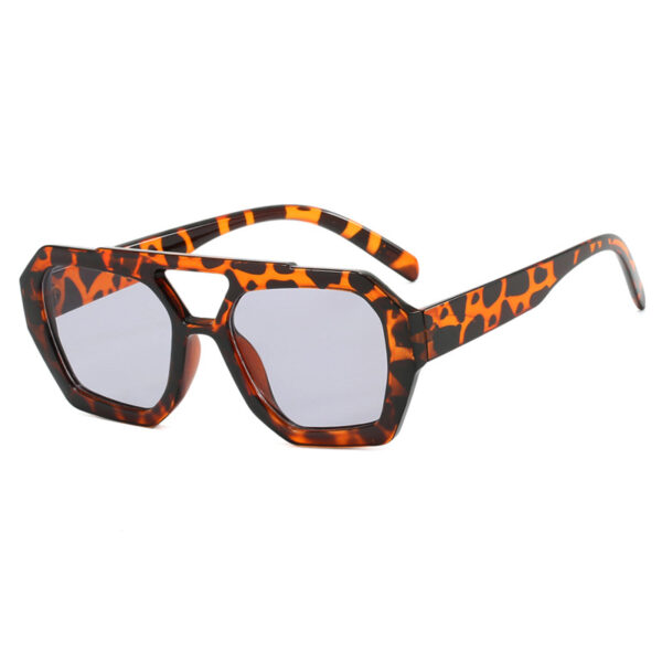 Double beam irregular sunglasses, new European and American Instagram influencers, same fashionable sunglasses, sunglasses - Image 3