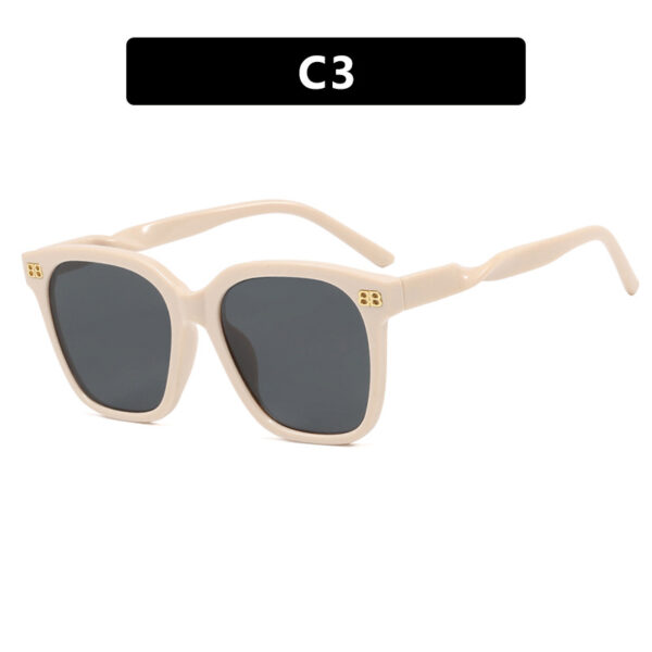 Letter B Retro Box Sunglasses Women's High end Feeling Internet Celebrity New Sunglasses Anti UV Sunglasses - Image 8